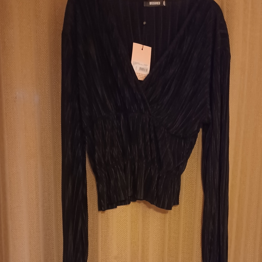 Frill plunge women's top